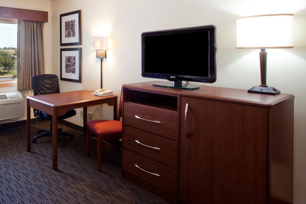 Americinn By Wyndham Plymouth Номер фото